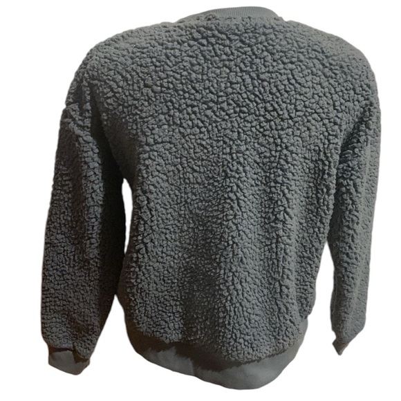 A new day Sherpa Sweater - Picture 3 of 3
